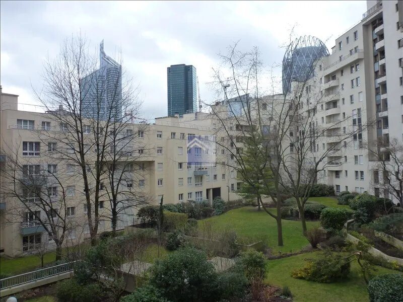 Appartement à louer, 48m², Courbevoie