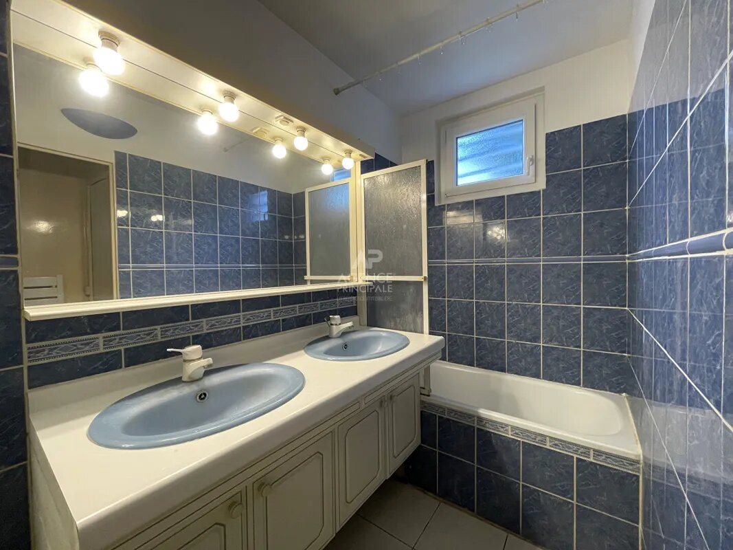 Appartement à louer, 59m², Sèvres