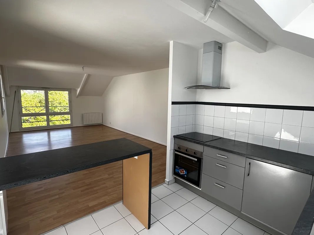 Appartement à louer, 56m², Vaux-le-Pénil