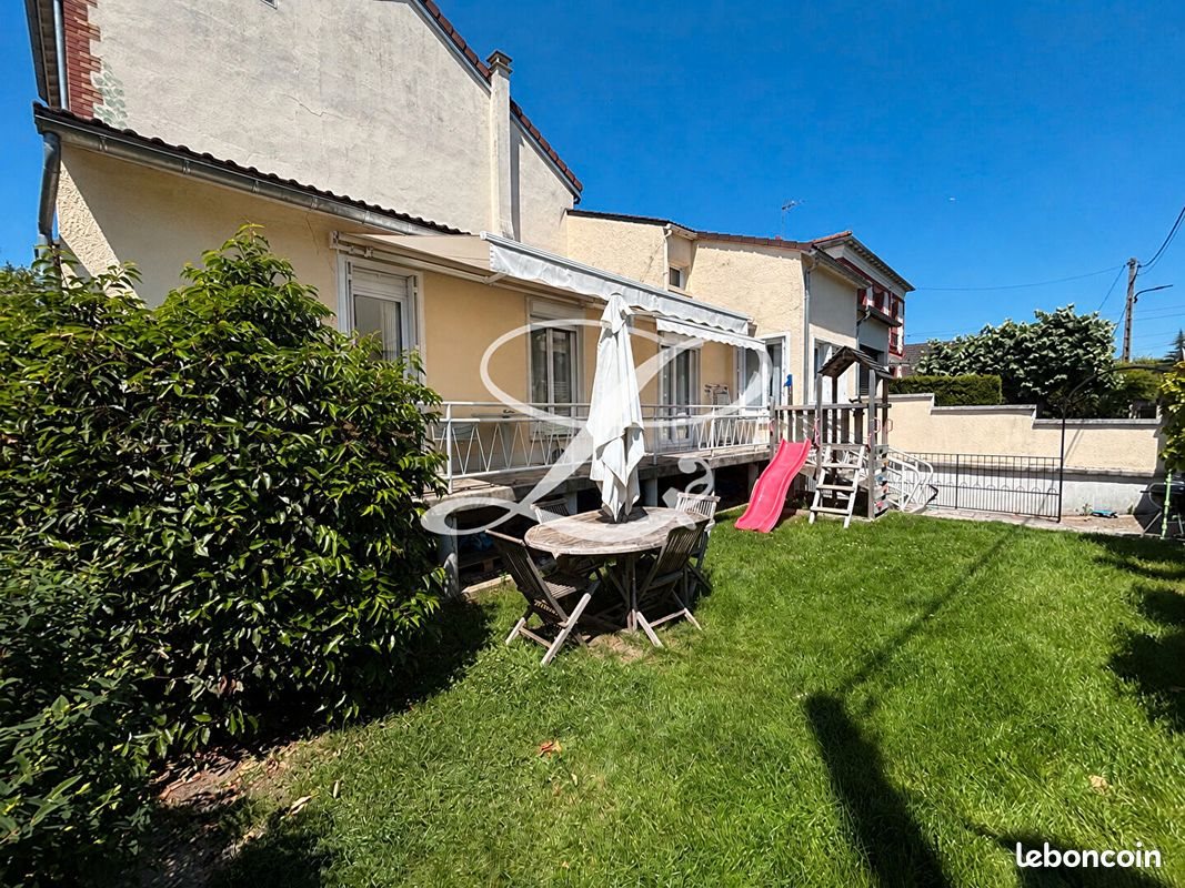 Maison à vendre, 65m², Le Mesnil-le-Roi