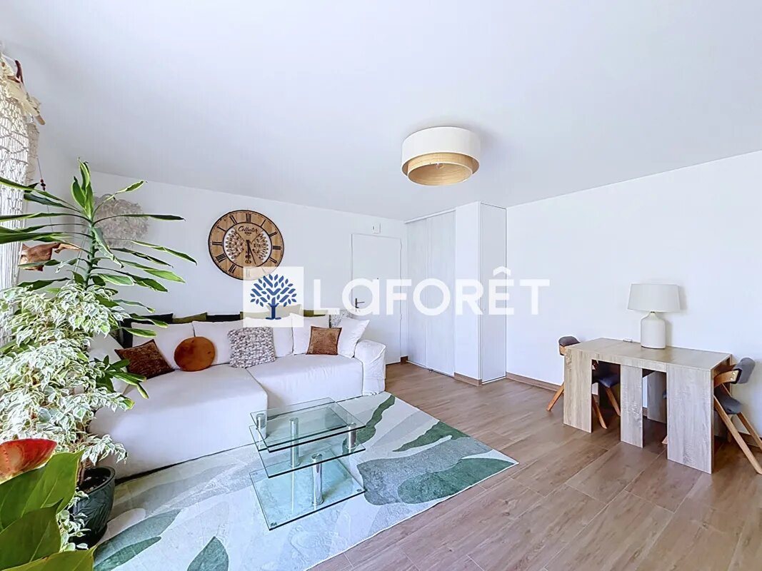 Appartement à vendre, 80m², Orgeval
