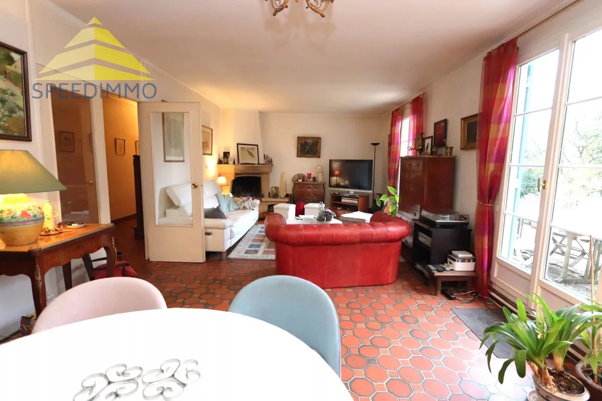 Maison à vendre, 205m², Mandres-les-Roses