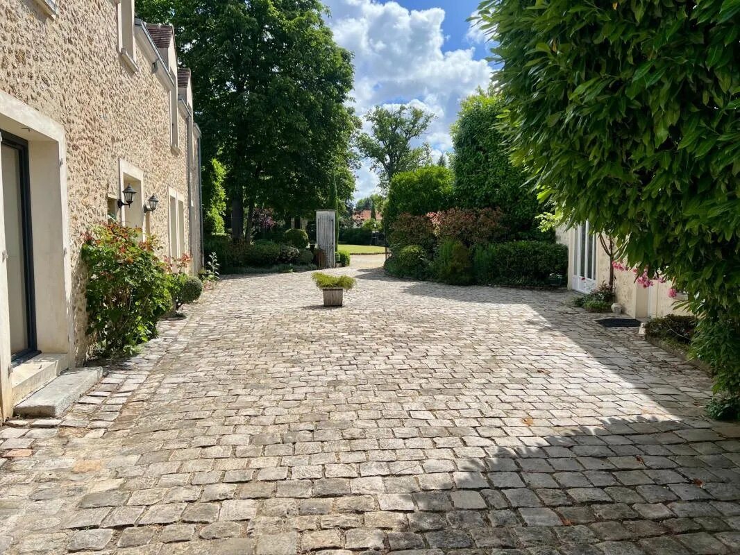 Maison à vendre, 250m², Bruyères-le-Châtel
