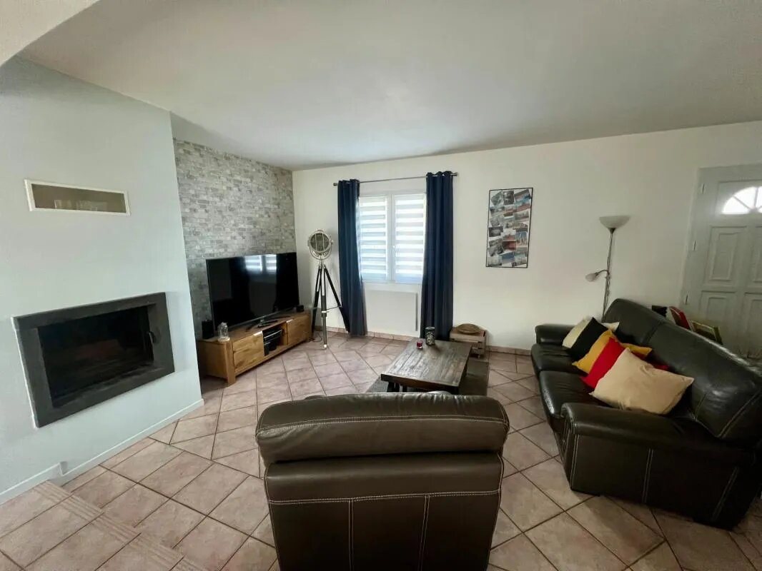 Maison à vendre, 130m², Bruyères-le-Châtel