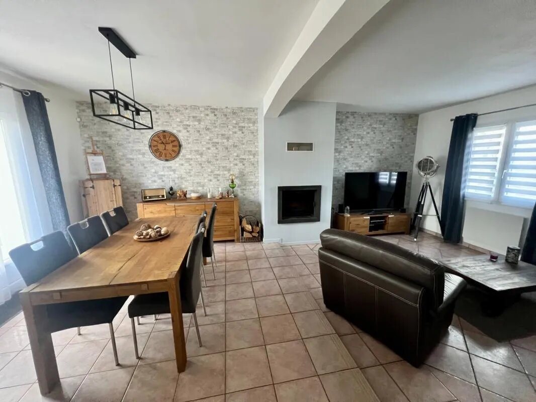 Maison à vendre, 130m², Bruyères-le-Châtel