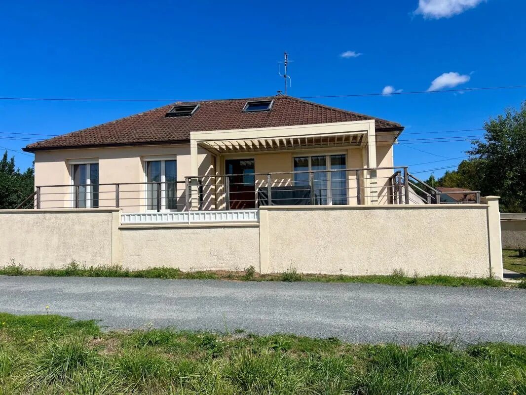 Maison à vendre, 115m², Bruyères-le-Châtel