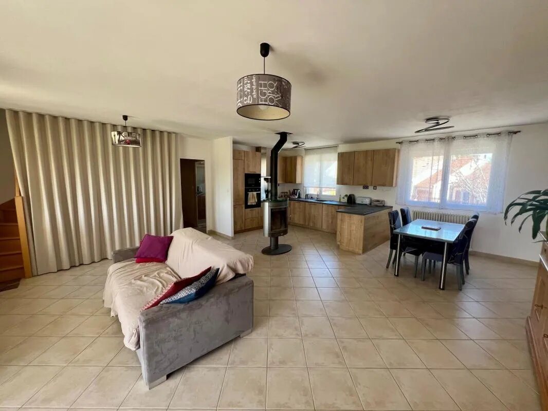 Maison à vendre, 115m², Bruyères-le-Châtel