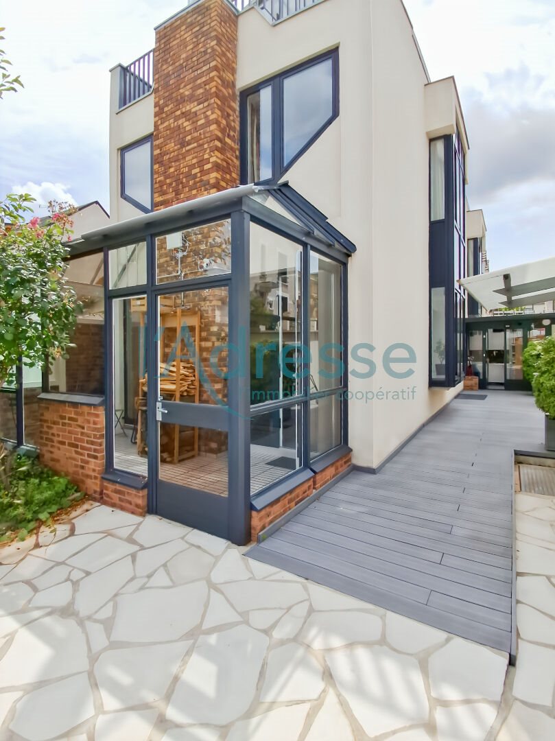 Maison à vendre, 135m², Suresnes
