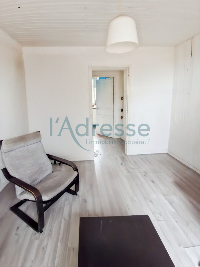 Appartement à vendre, 22m², Suresnes