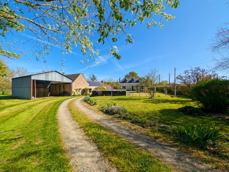 Maison à vendre, 121m², Parigné-l'Evêque
