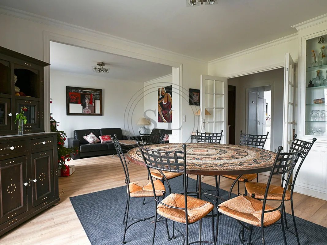 Appartement à louer, 111m², Versailles
