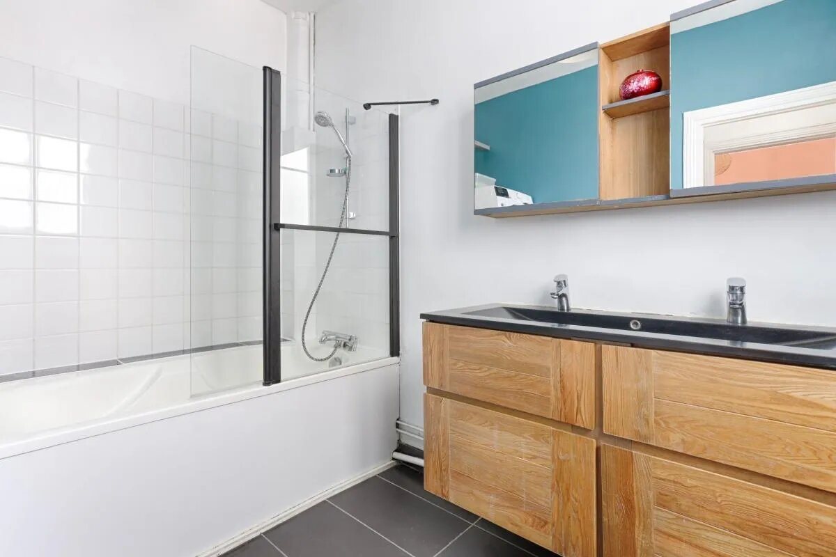 Appartement à vendre, 65m², Courbevoie