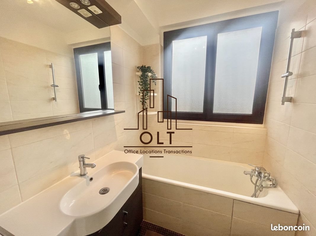Appartement à louer, 60m², Suresnes