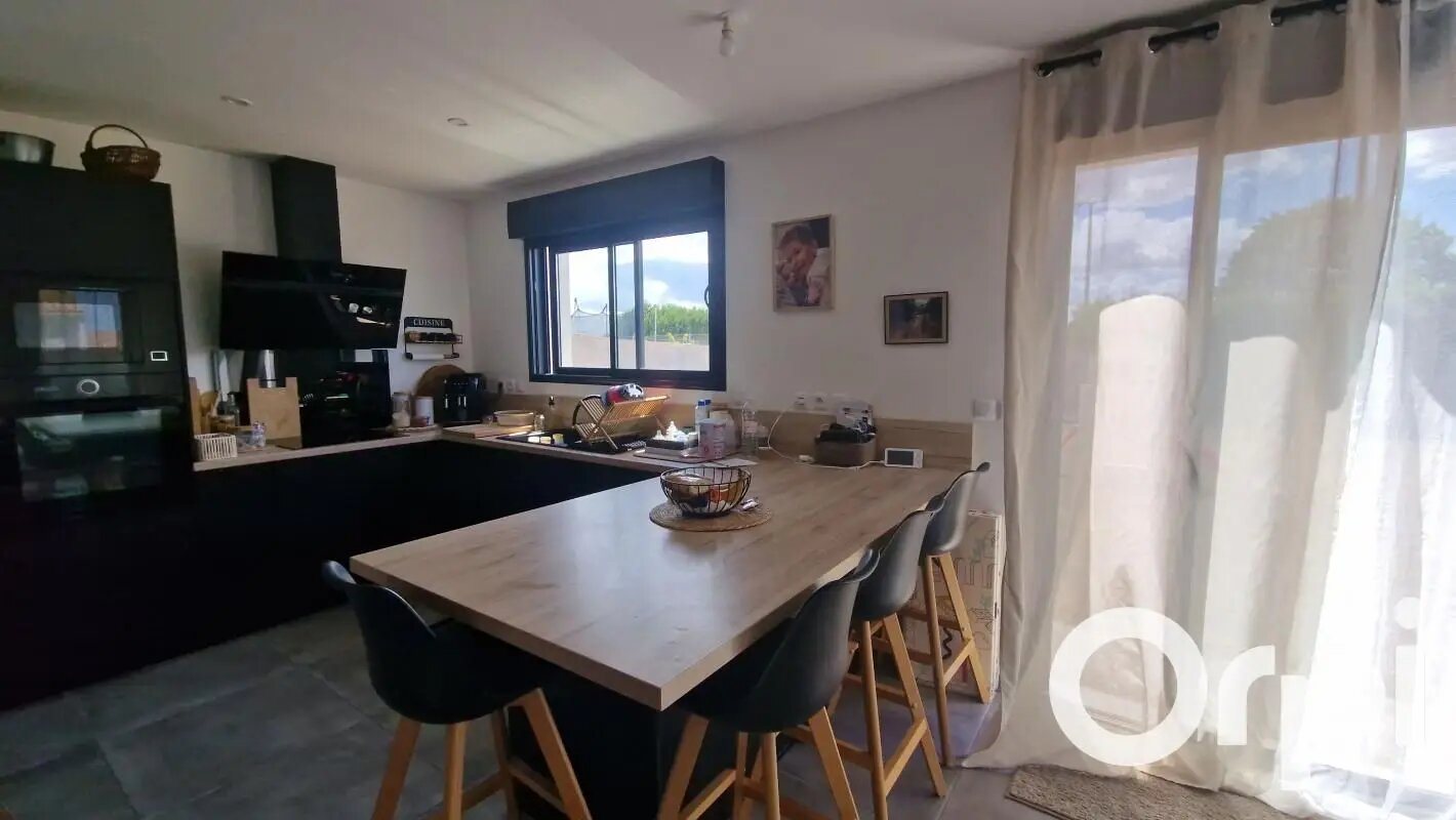 Maison à vendre, 104m², Saint-Romain-de-Benet