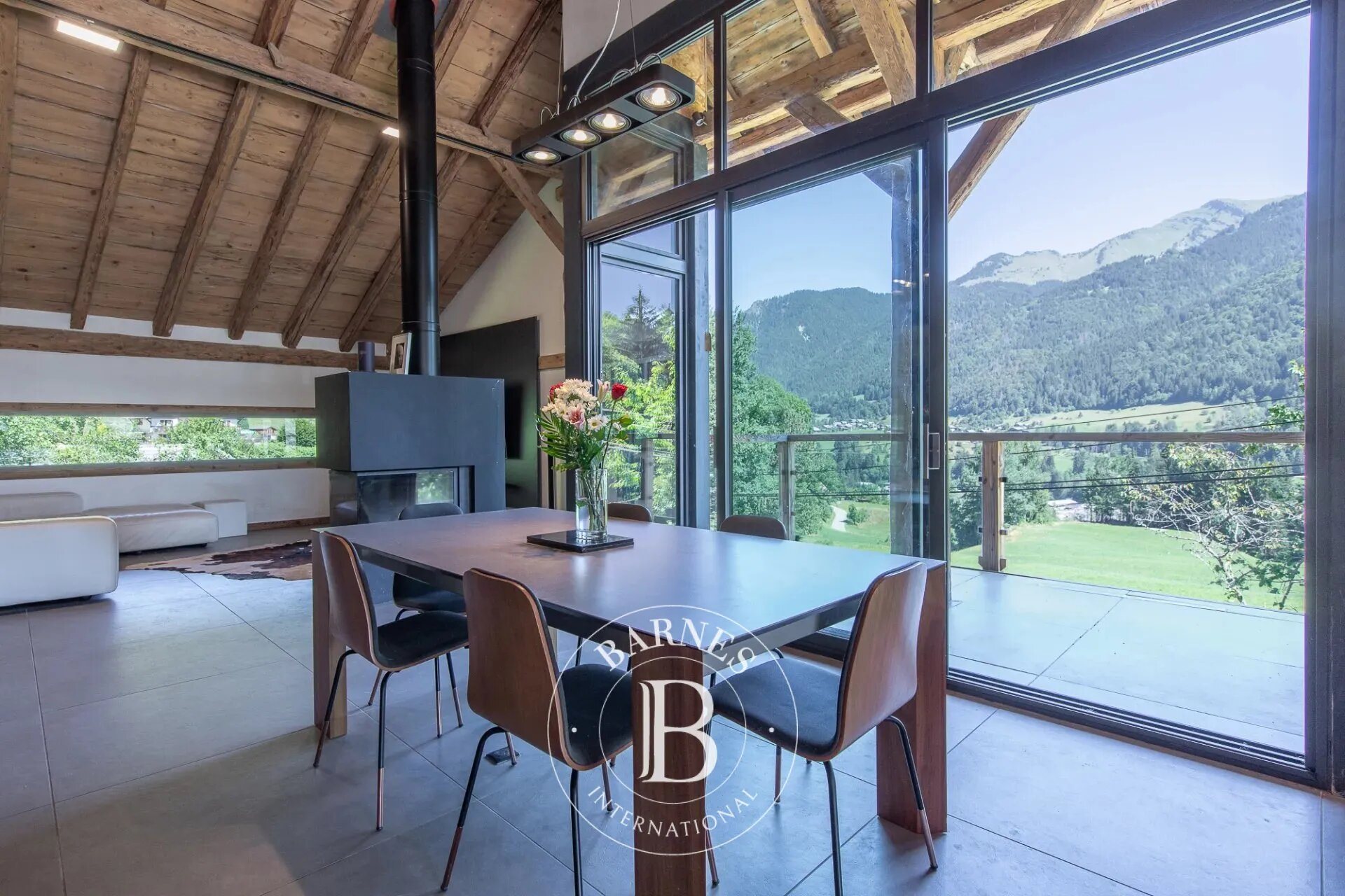 Maison à vendre, 330m², Essert-Romand
