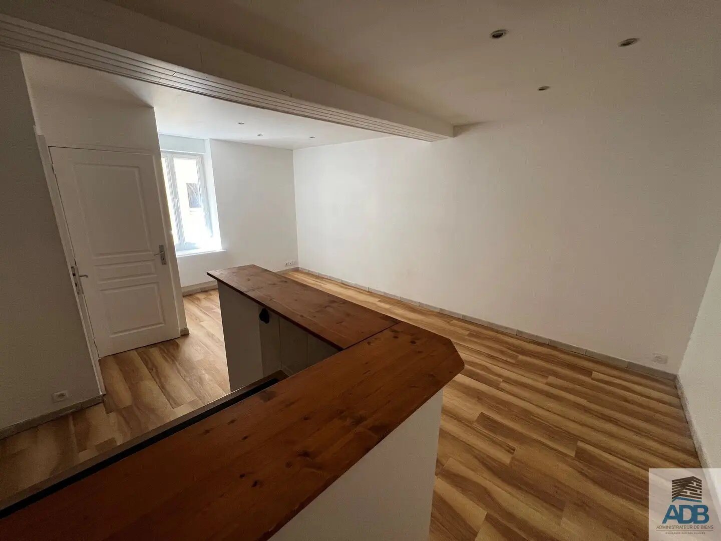 Appartement à louer, 45m², Renaison
