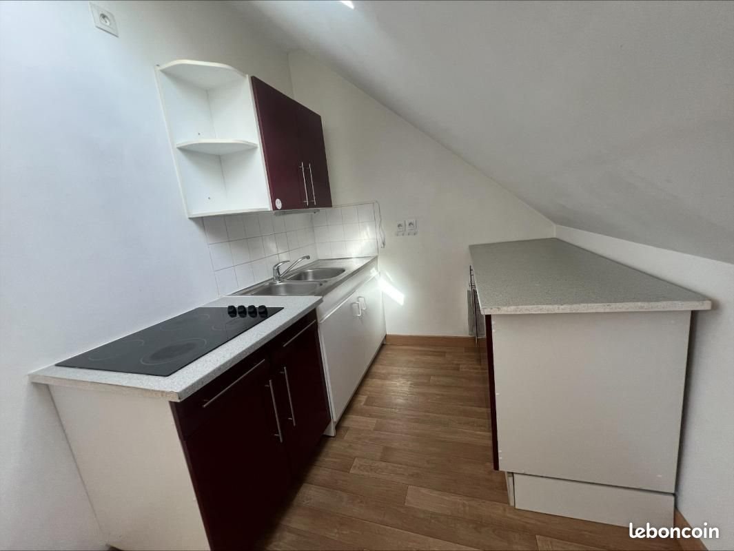 Appartement à louer, 25m², Pierres