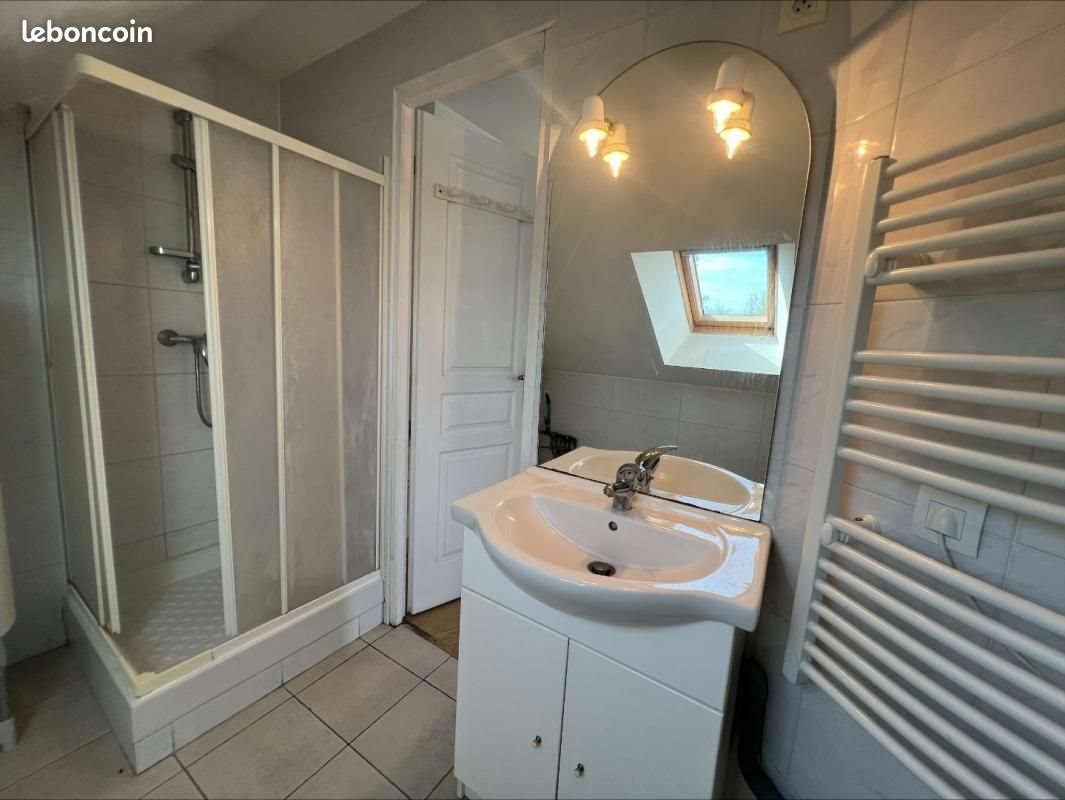 Appartement à louer, 25m², Pierres