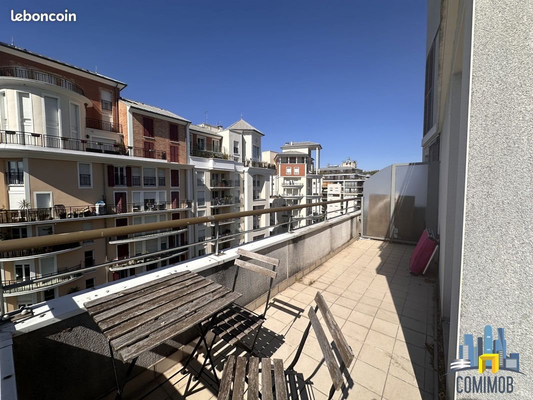 Appartement à louer, 51m², Courbevoie