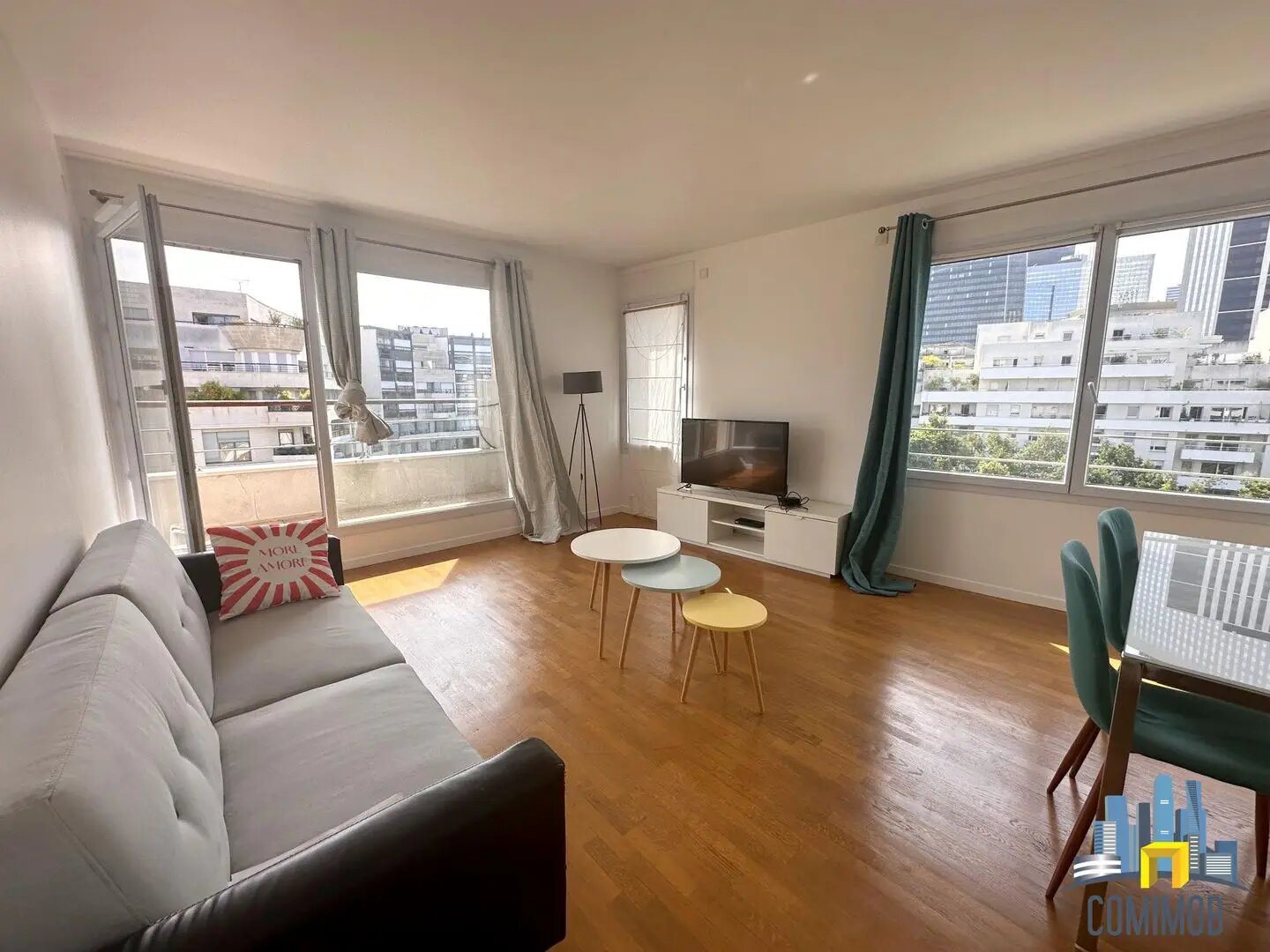 Appartement à louer, 63m², Courbevoie