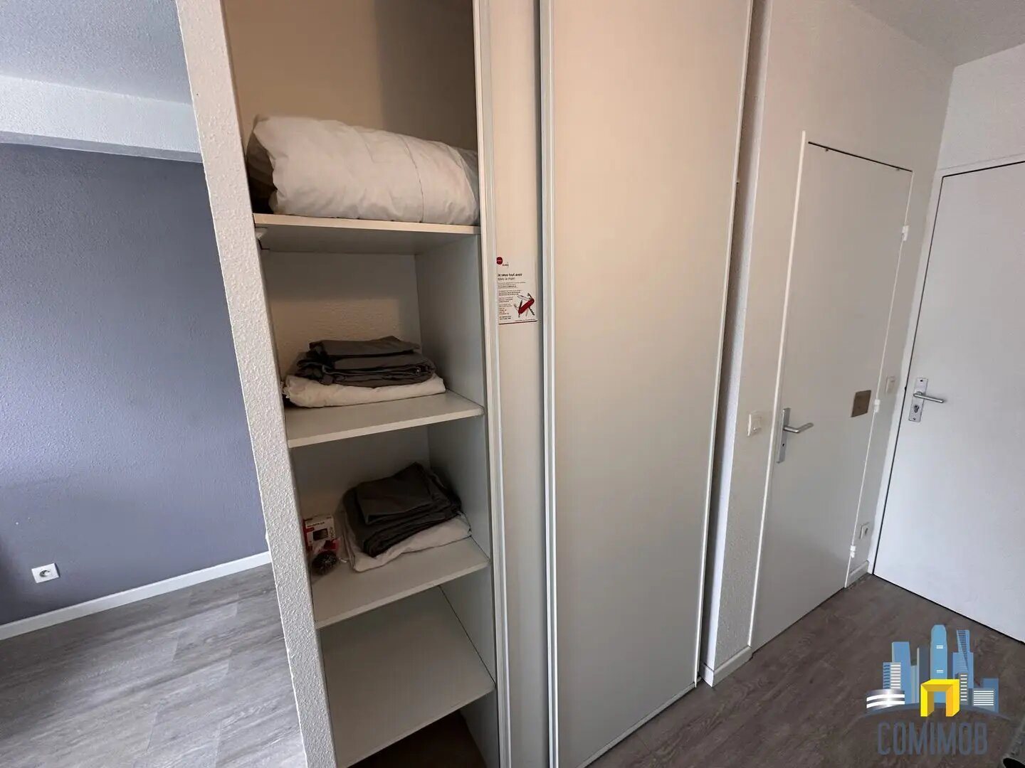Appartement à louer, 18m², Courbevoie