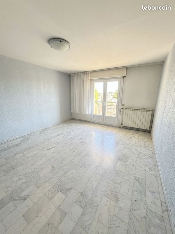 Appartement à vendre, 65m², Fréjus