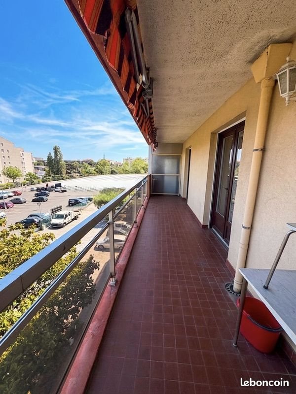 Appartement à vendre, 65m², Fréjus