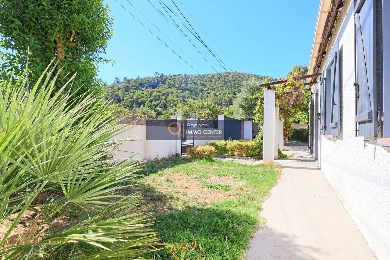 Maison à vendre, 90m², La Roquebrussanne