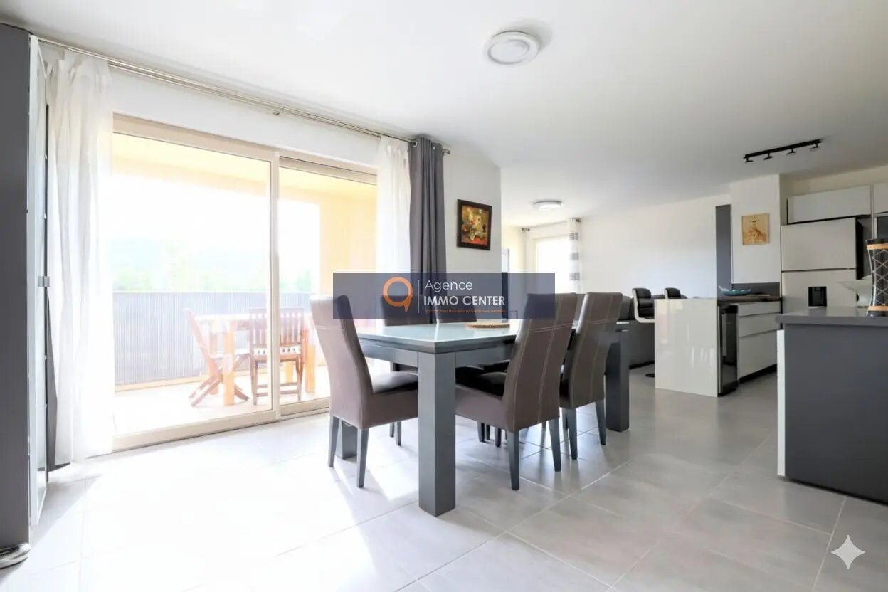 Appartement à vendre, 90m², Hyères