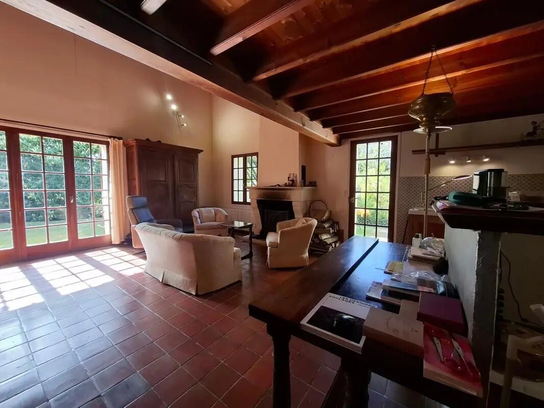 Maison à vendre, 151m², Saint-Romain-de-Benet