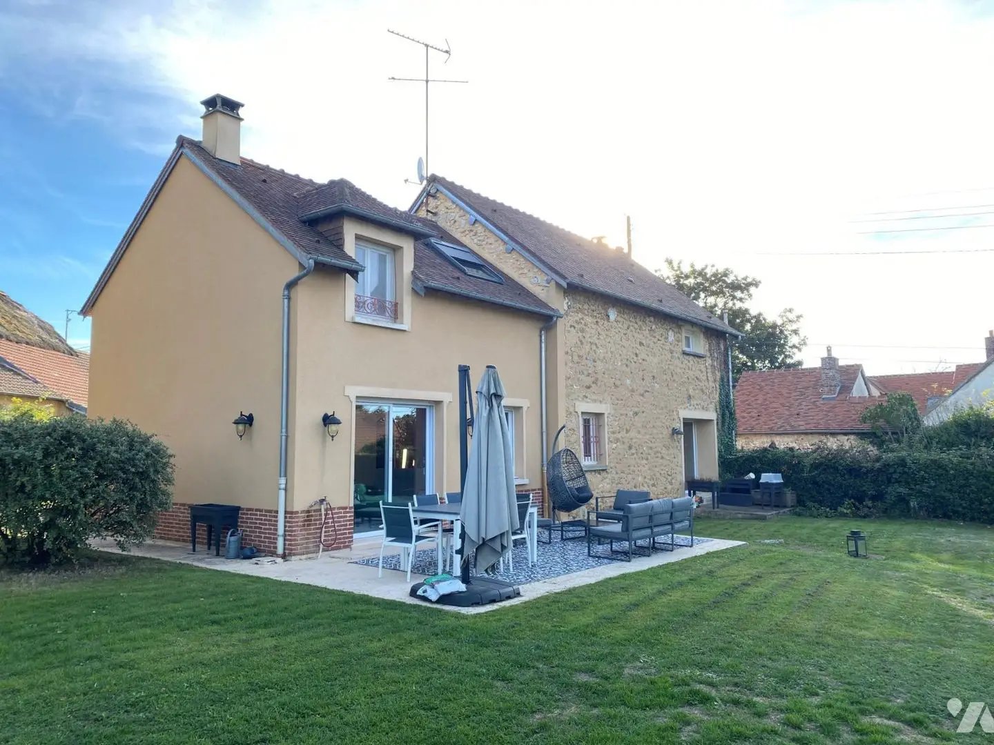 Maison à louer, 4m², Blaru