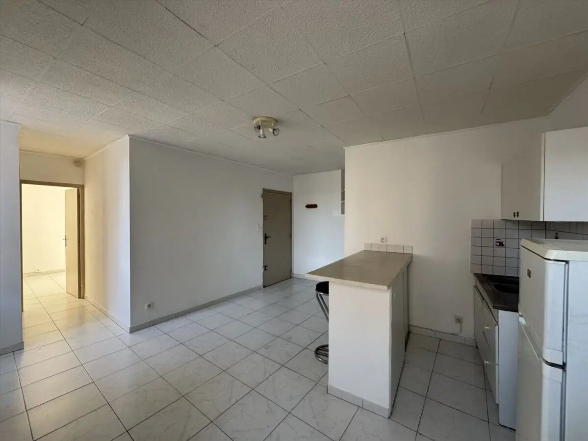 Appartement à vendre, 35m², Châteauneuf-de-Gadagne