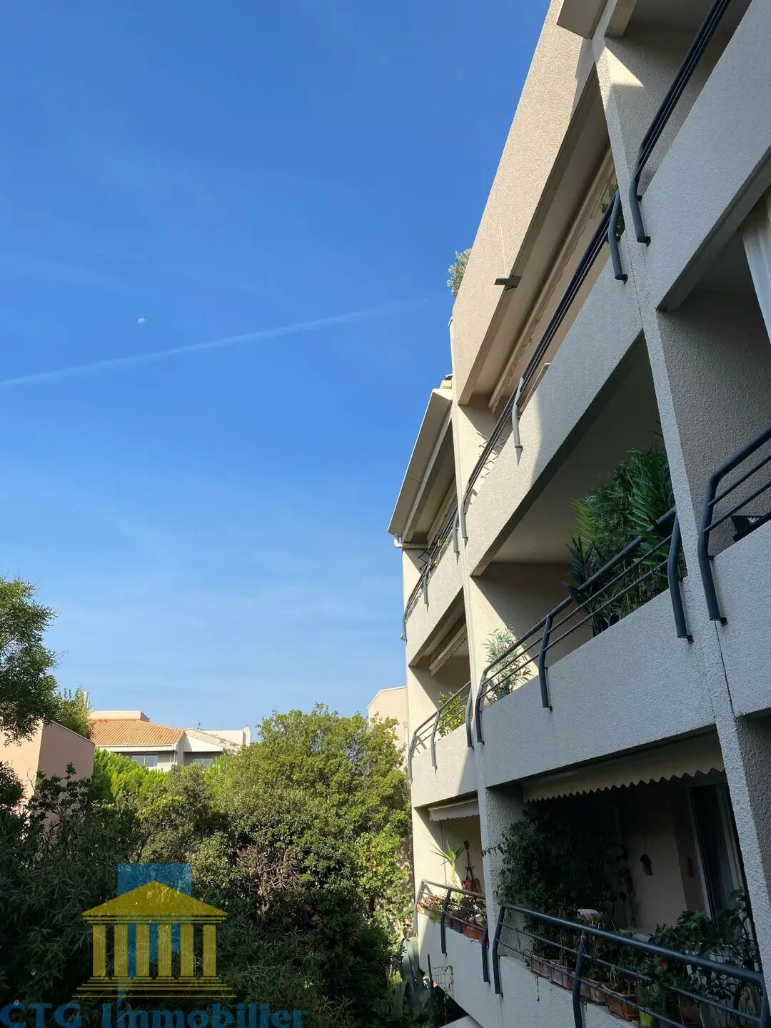Appartement à louer, 25m², Marseille 8ème