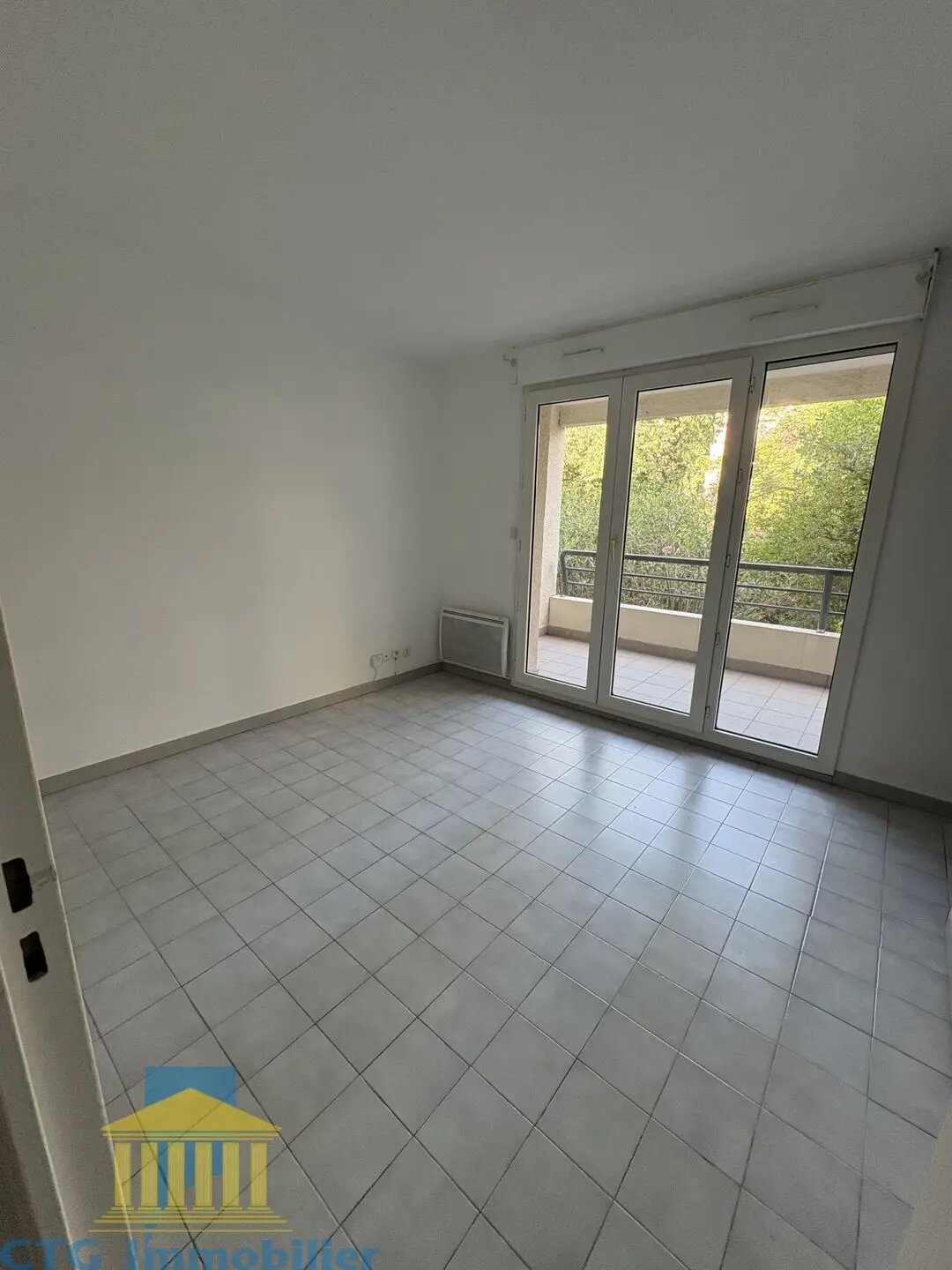 Appartement à louer, 25m², Marseille 8ème