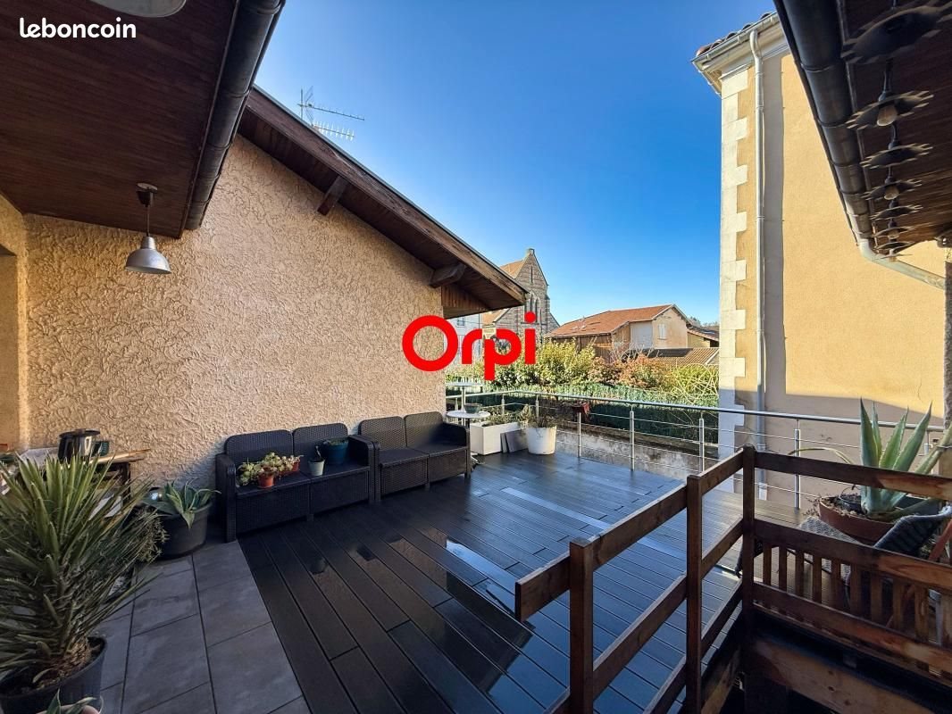Appartement à vendre, 184m², Saint-Étienne-de-Saint-Geoirs