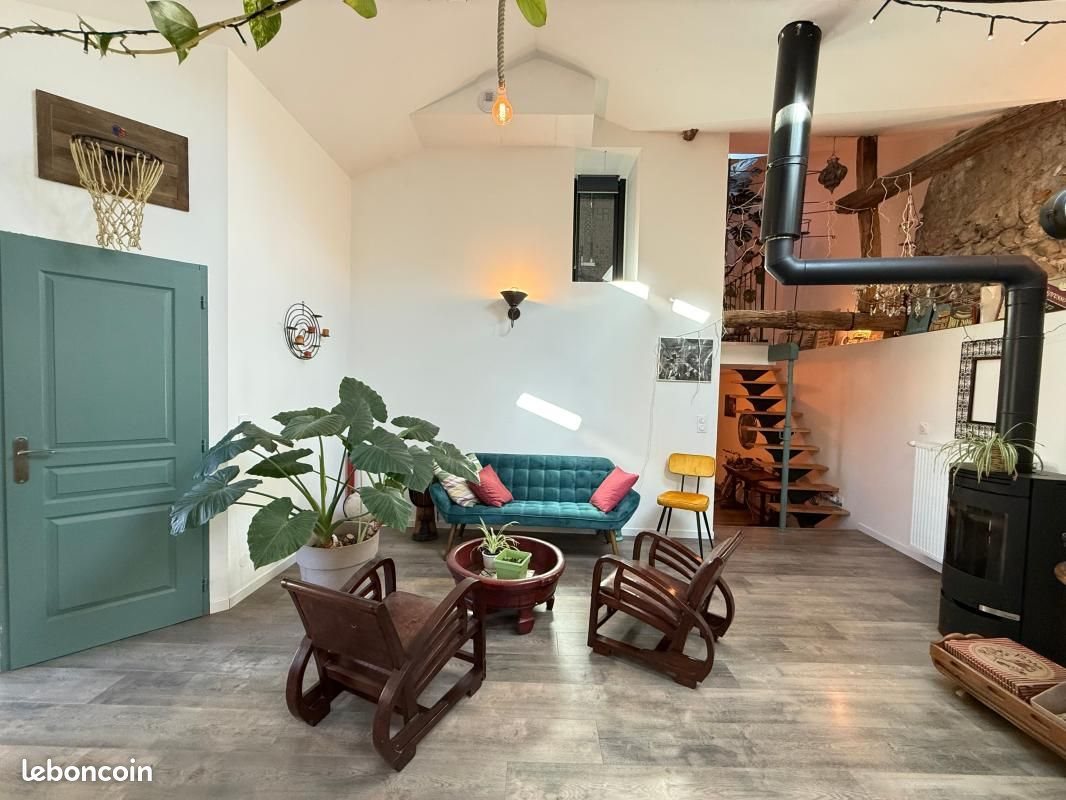 Appartement à vendre, 184m², Saint-Étienne-de-Saint-Geoirs