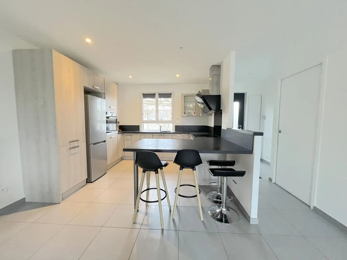 Maison à vendre, 94m², Loyettes