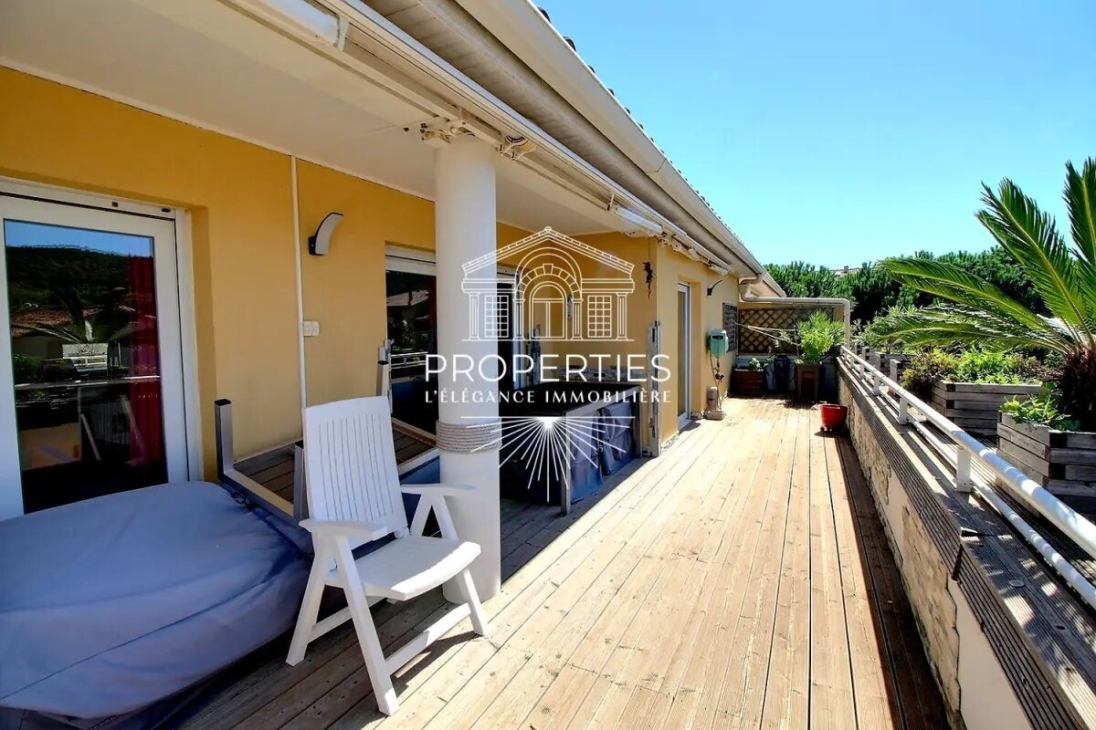 Appartement à vendre, 76m², Le Lavandou