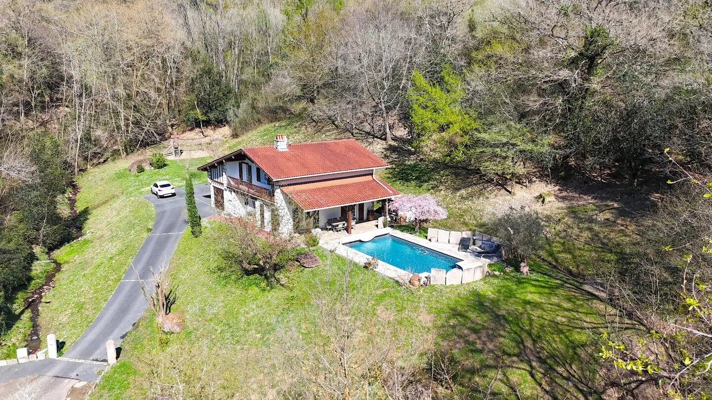 Maison à vendre, 188m², Biriatou
