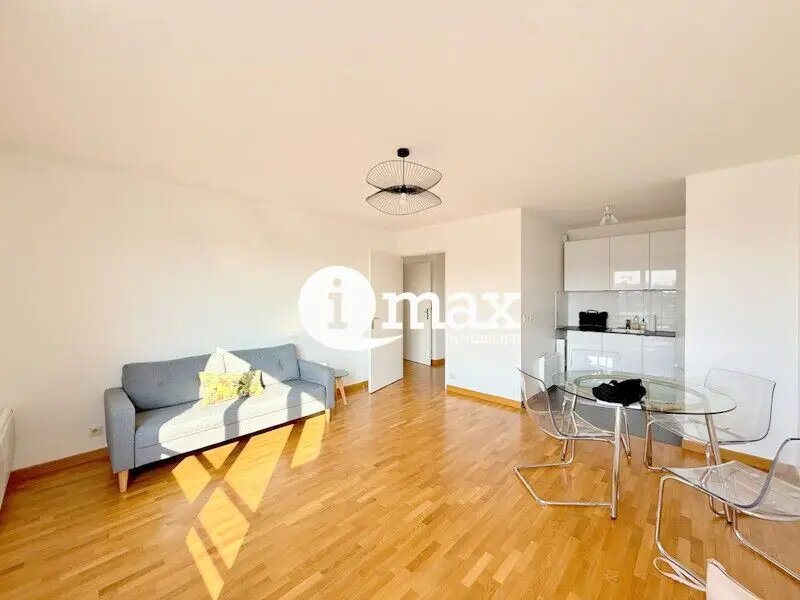 Appartement à louer, 43m², Clichy