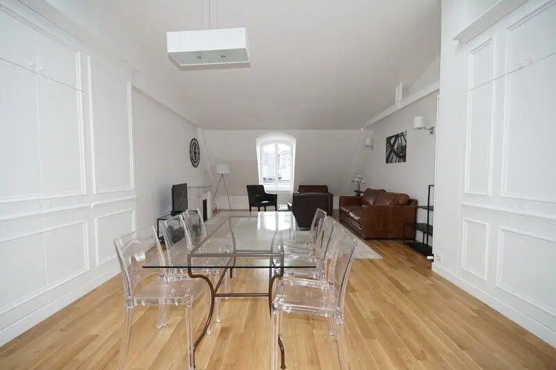 Appartement à louer, 100m², Paris 8ème