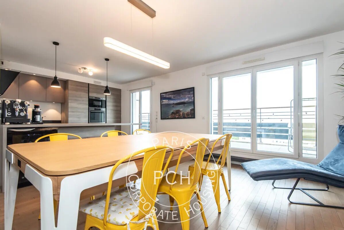 Appartement à louer, 109m², Puteaux