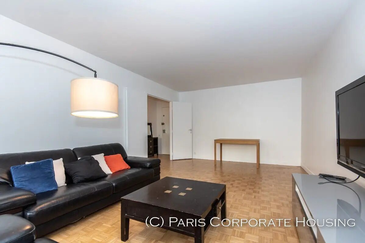 Appartement à louer, 64m², Courbevoie