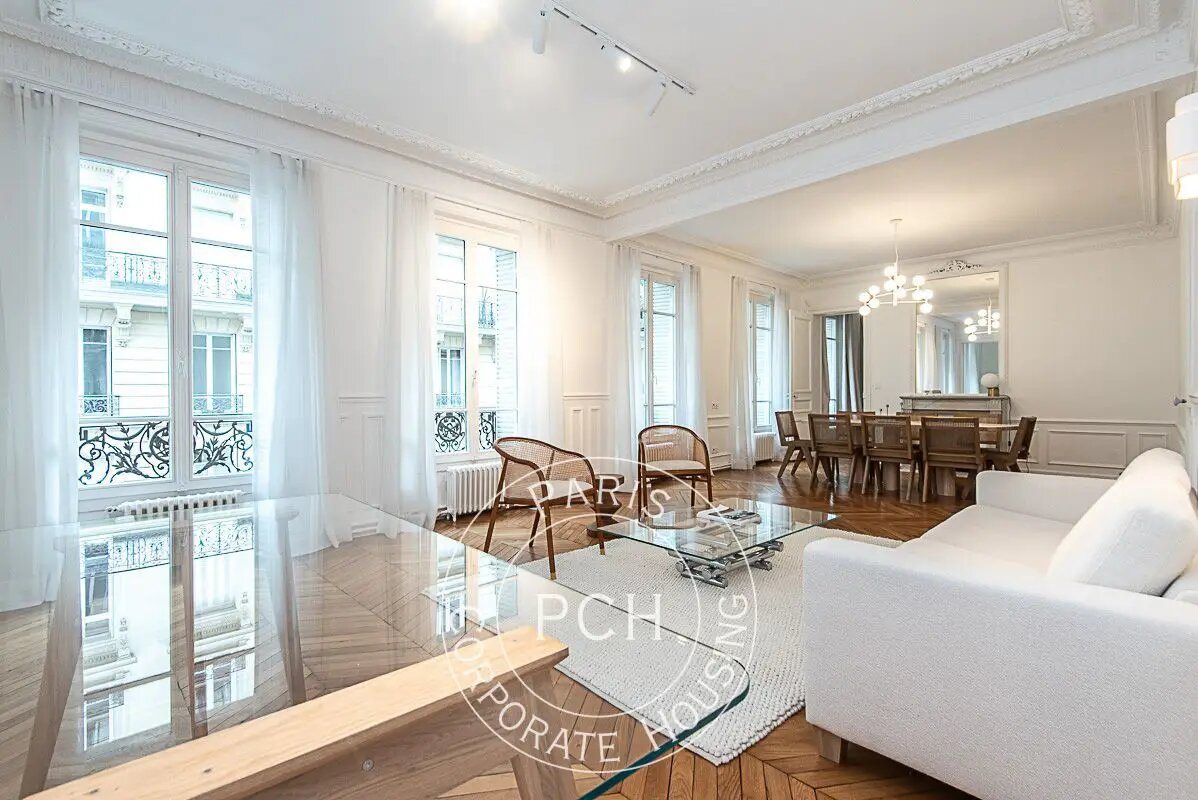 Appartement à louer, 140m², Paris 8ème