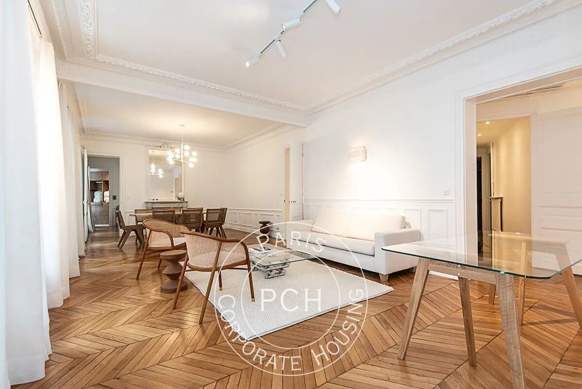 Appartement à louer, 140m², Paris 8ème