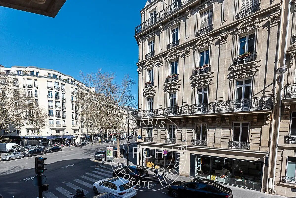 Appartement à louer, 140m², Paris 8ème