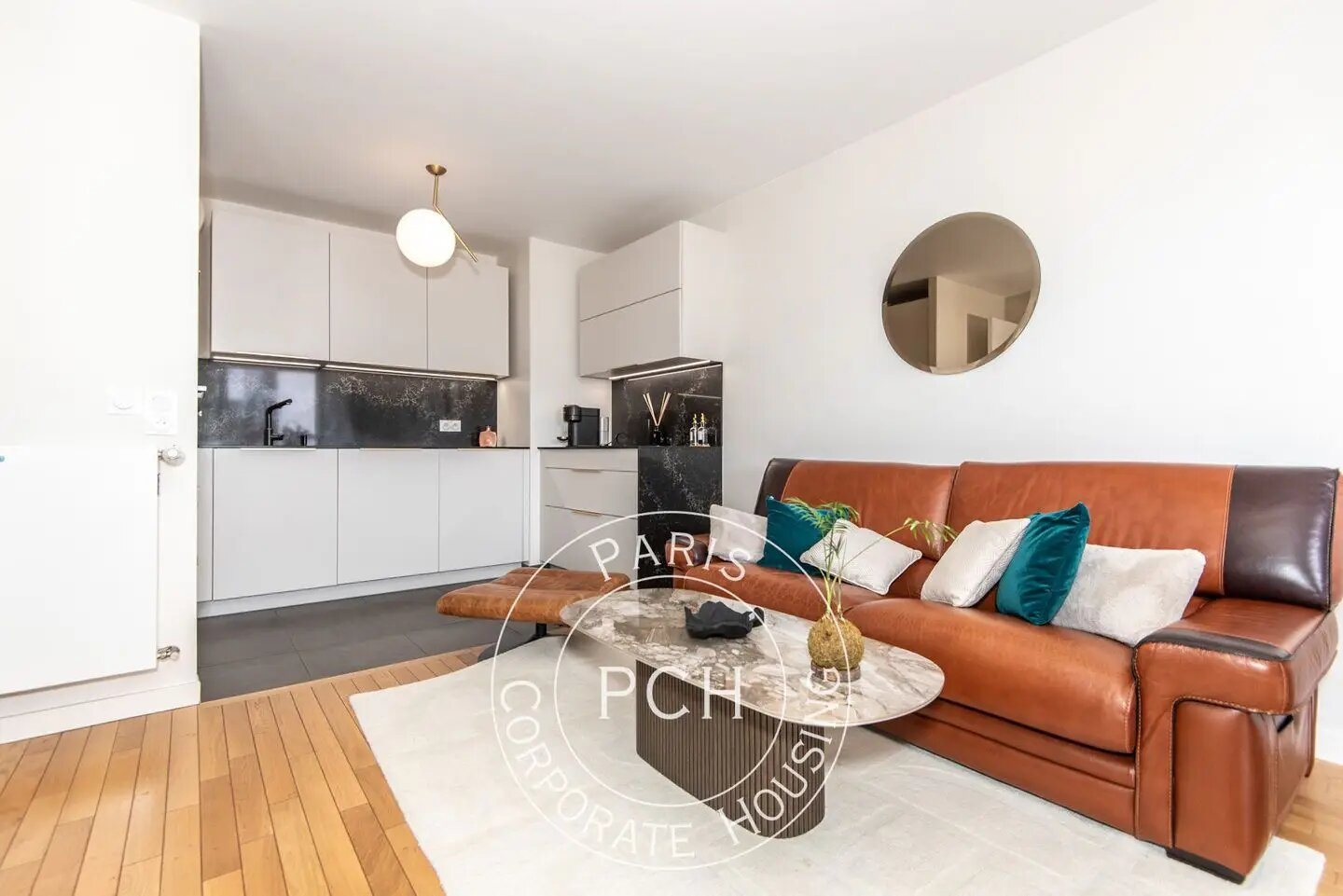 Appartement à louer, 62m², Suresnes