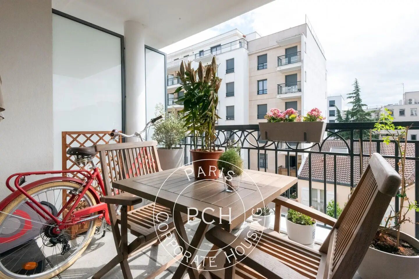 Appartement à louer, 62m², Suresnes