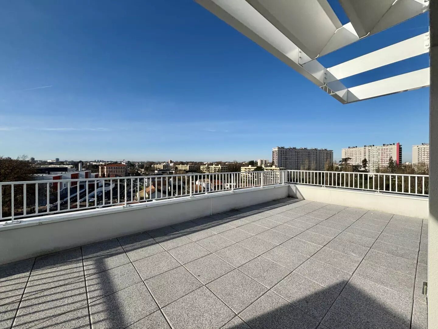 Appartement à louer, 95m², Talence