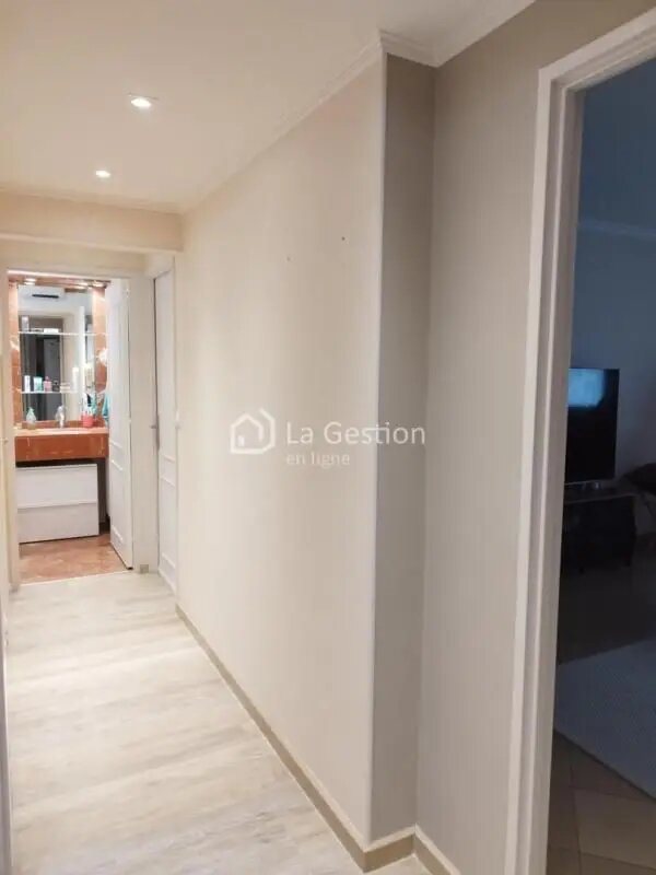 Appartement à louer, 45m², Trappes